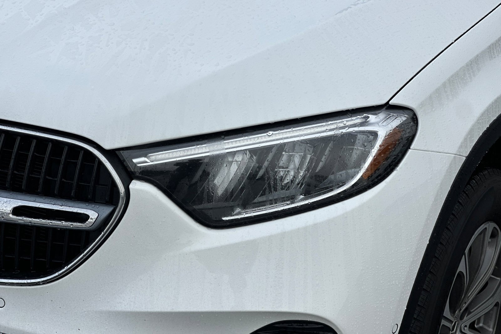 Used 2025 Mercedes-Benz GLC 300 4MATIC image 51