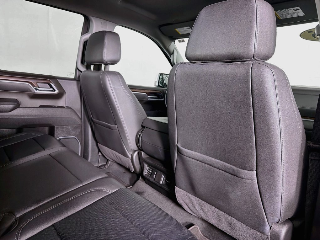 Used 2025 GMC Sierra 1500 SLT RWD image 28
