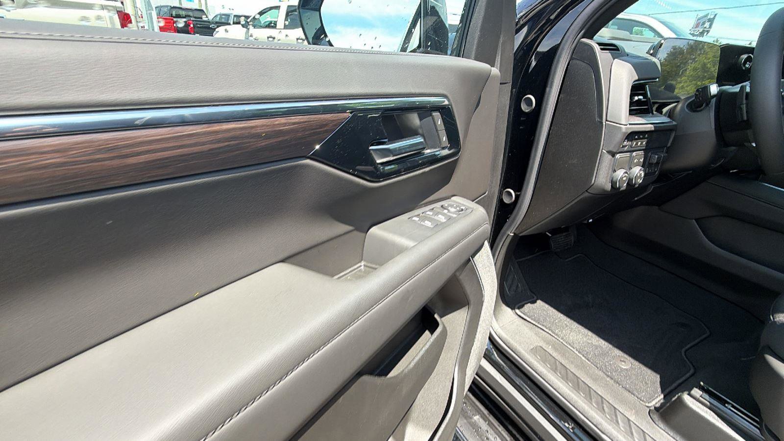 New 2026 Chevrolet Tahoe LS w/ Max Trailering Package RWD image 12