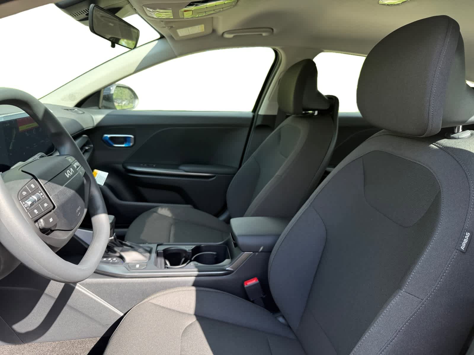 New 2026 Kia K4 LXS FWD image 11