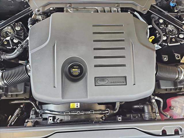 New 2025 Land Rover Discovery Dynamic SE image 28