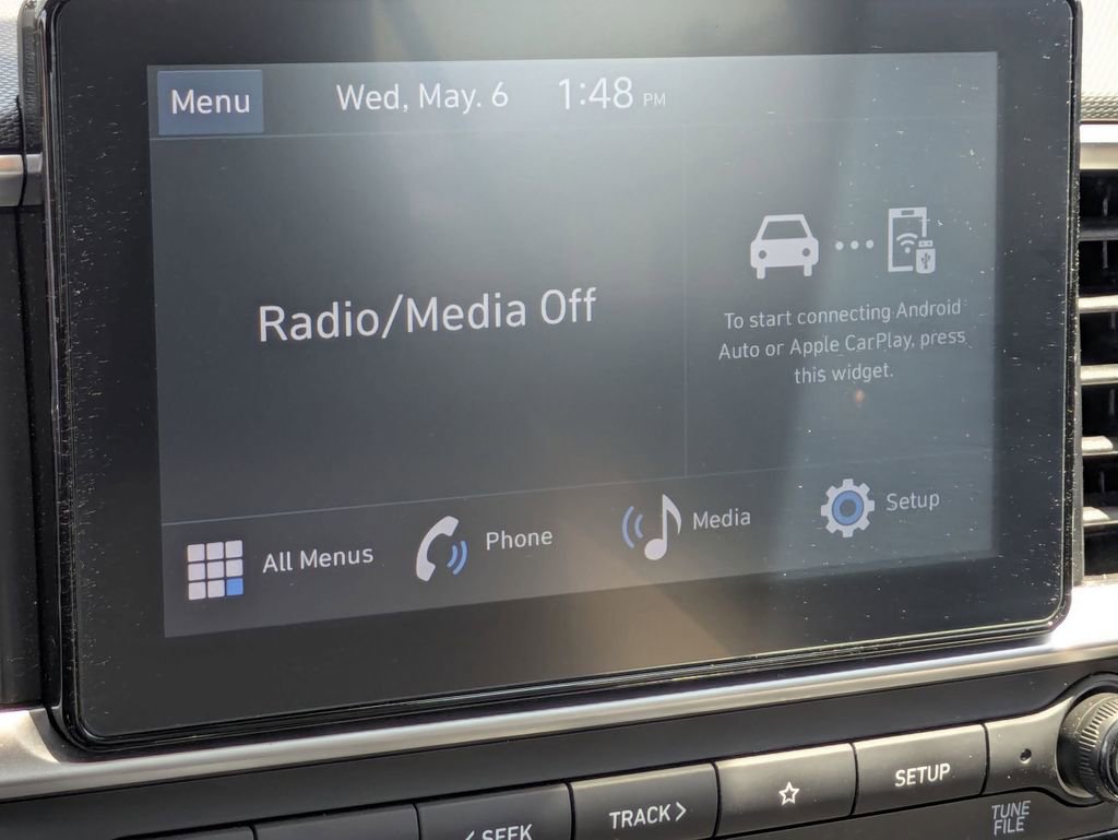 Used 2025 Hyundai Venue SEL FWD image 18