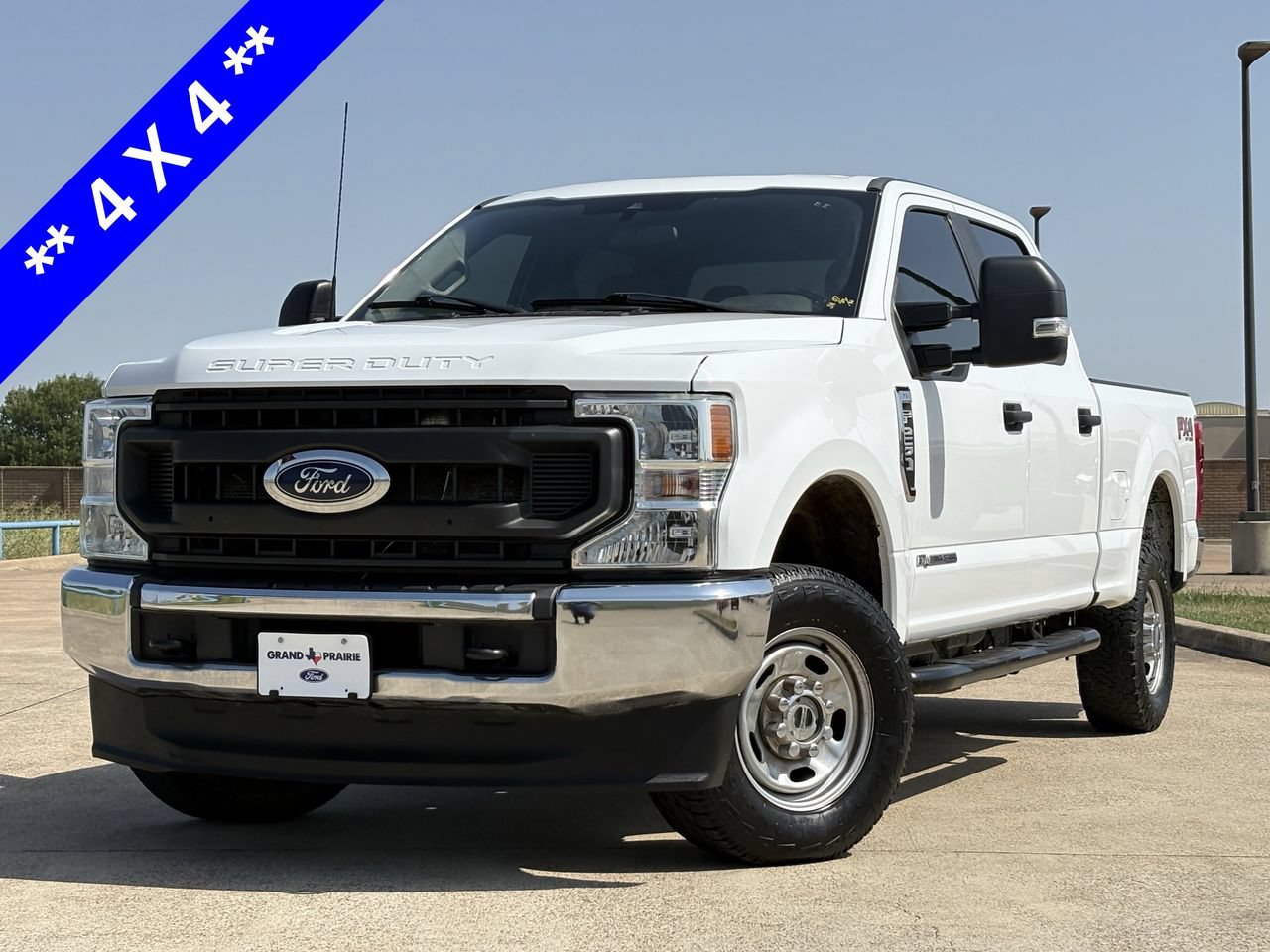 Used 2022 Ford F250 XL w/ Power Equipment Group AWD/4WD image 2
