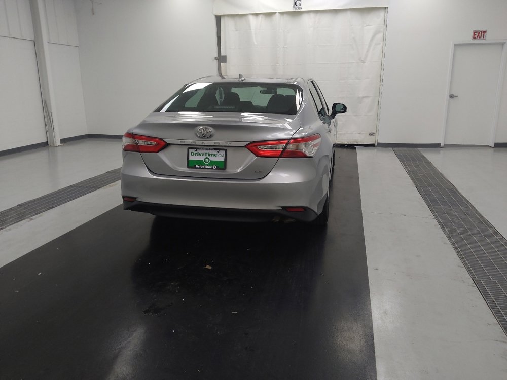 Used 2019 Toyota Camry LE image 7