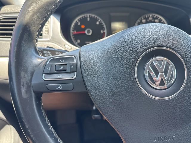 Used 2012 Volkswagen Jetta TDI FWD image 16