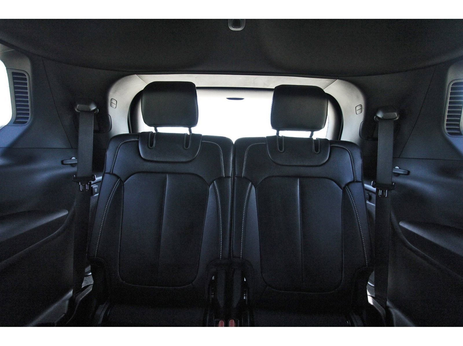 Used 2025 Jeep Grand Cherokee L Limited w/ Black Appearance Package image 15