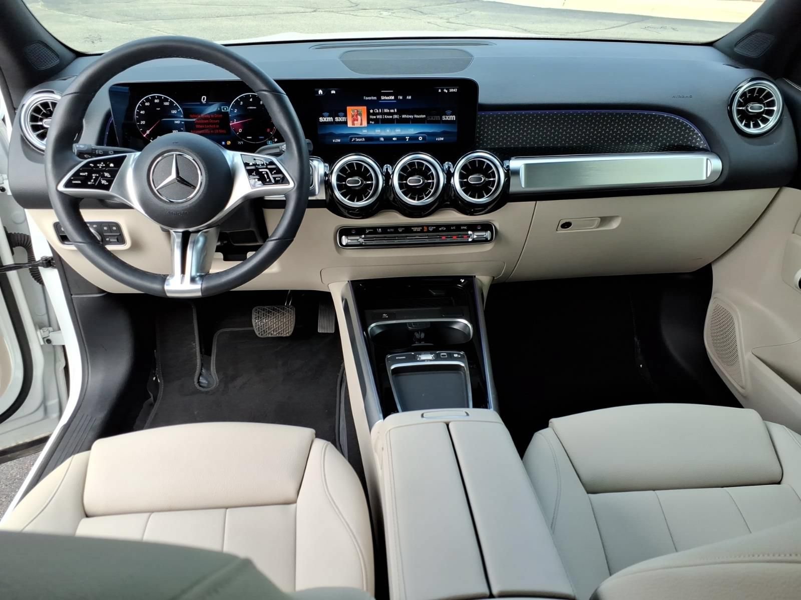 Certified 2025 Mercedes-Benz GLB 250 4MATIC image 13