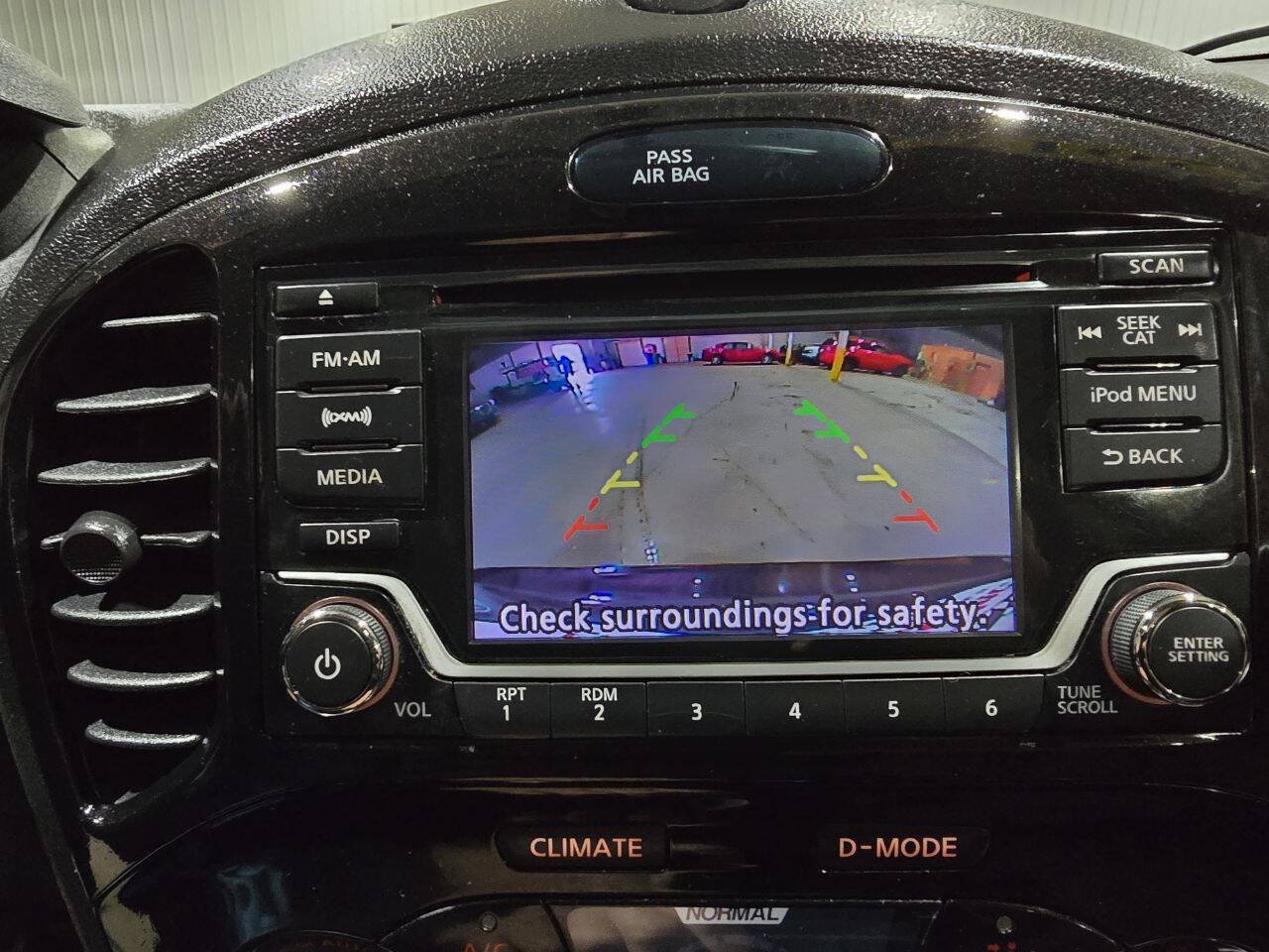 Used 2017 Nissan Juke SV AWD/4WD image 40