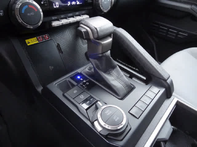Used 2024 Toyota Tacoma SR5 AWD/4WD image 21