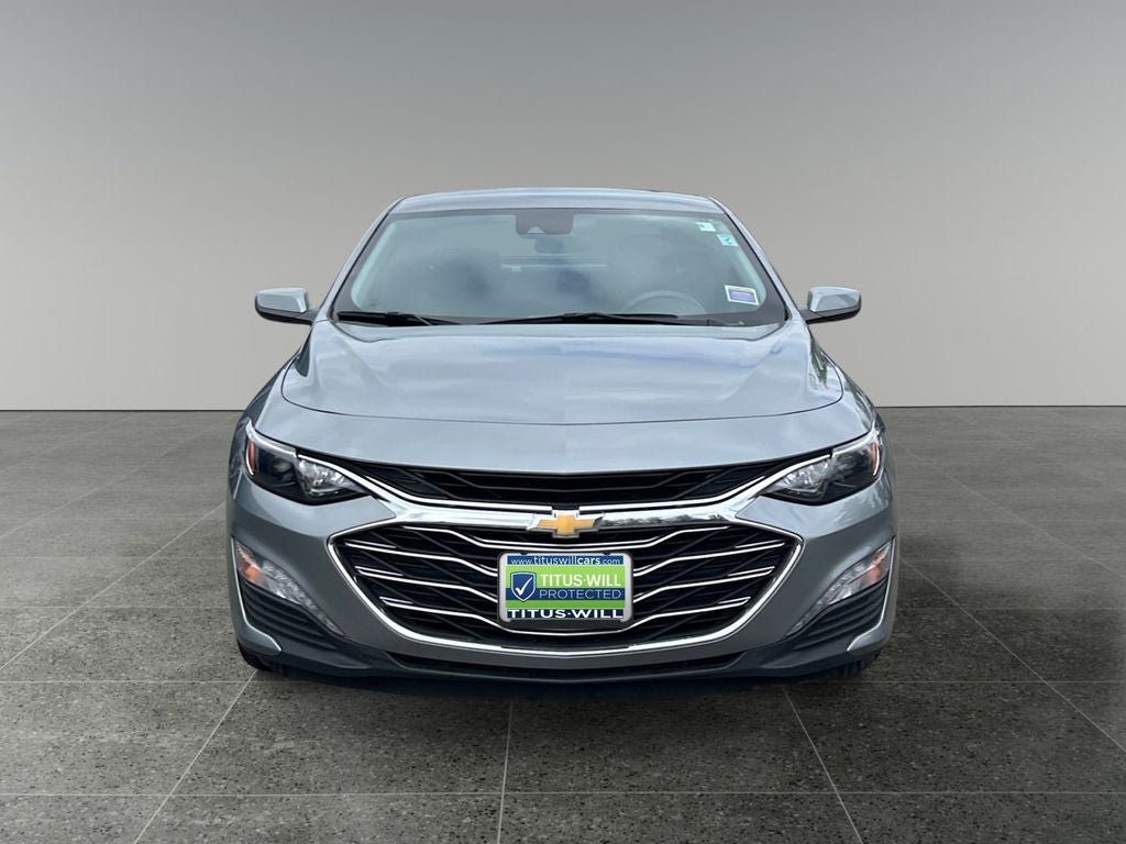 Used 2023 Chevrolet Malibu LT FWD image 2
