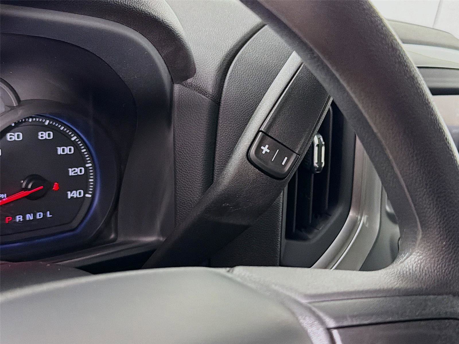 Used 2024 Chevrolet Silverado 1500 Custom image 17