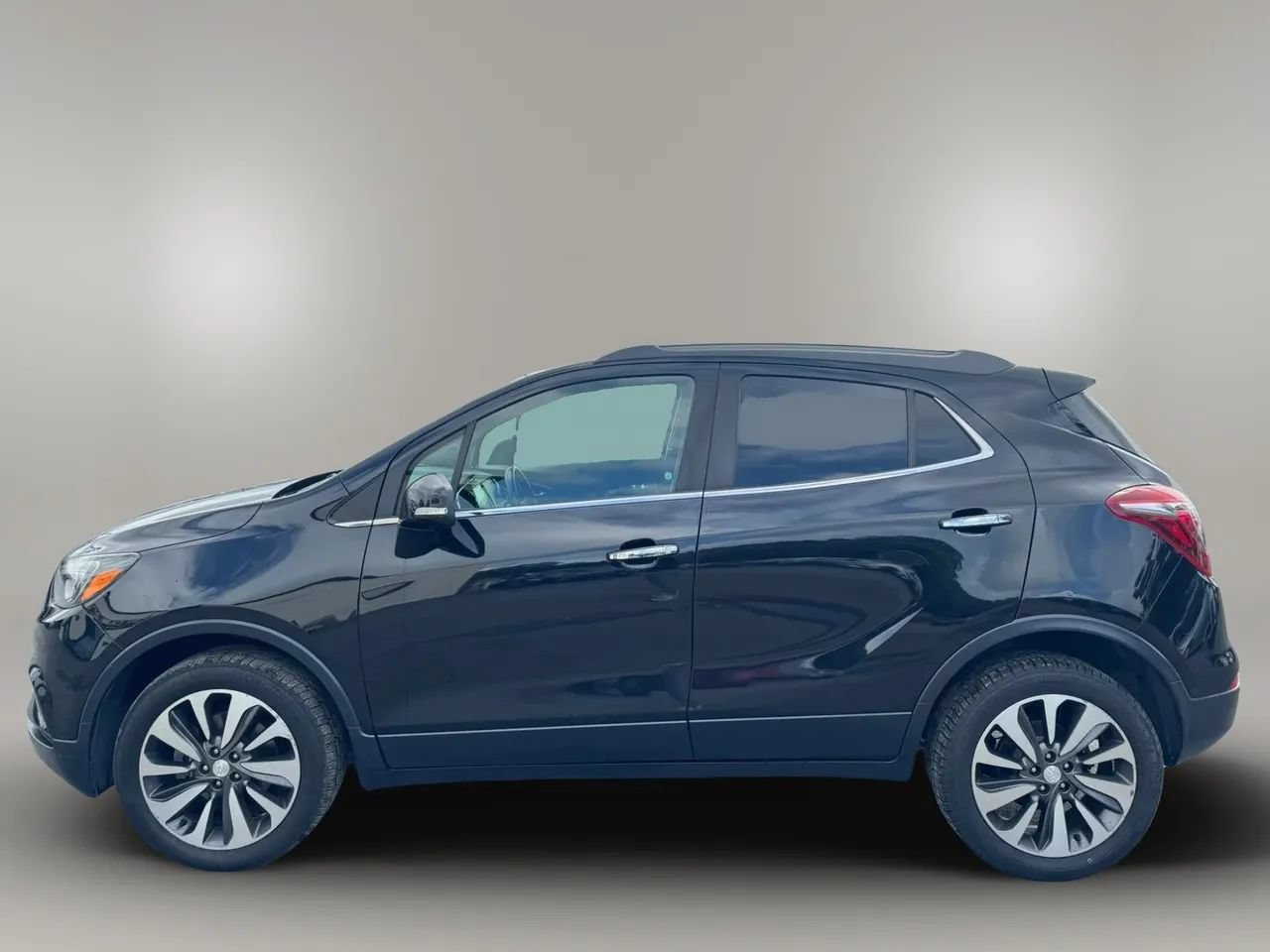 Used 2017 Buick Encore Essence AWD/4WD image 7