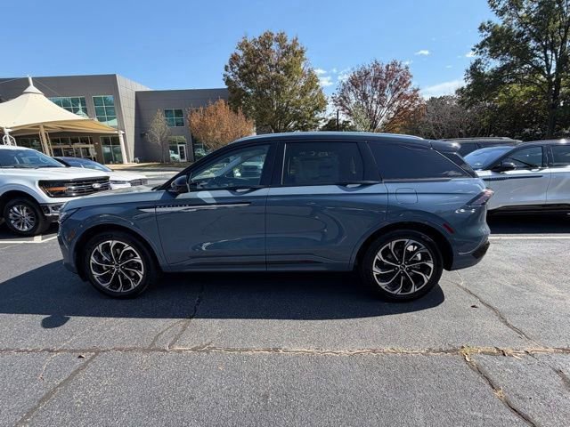 New 2026 Lincoln Nautilus Reserve image 4