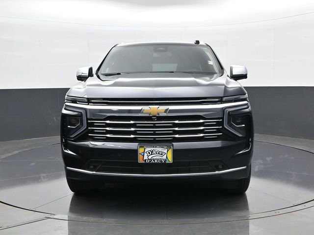 Used 2025 Chevrolet Suburban Premier AWD/4WD image 2