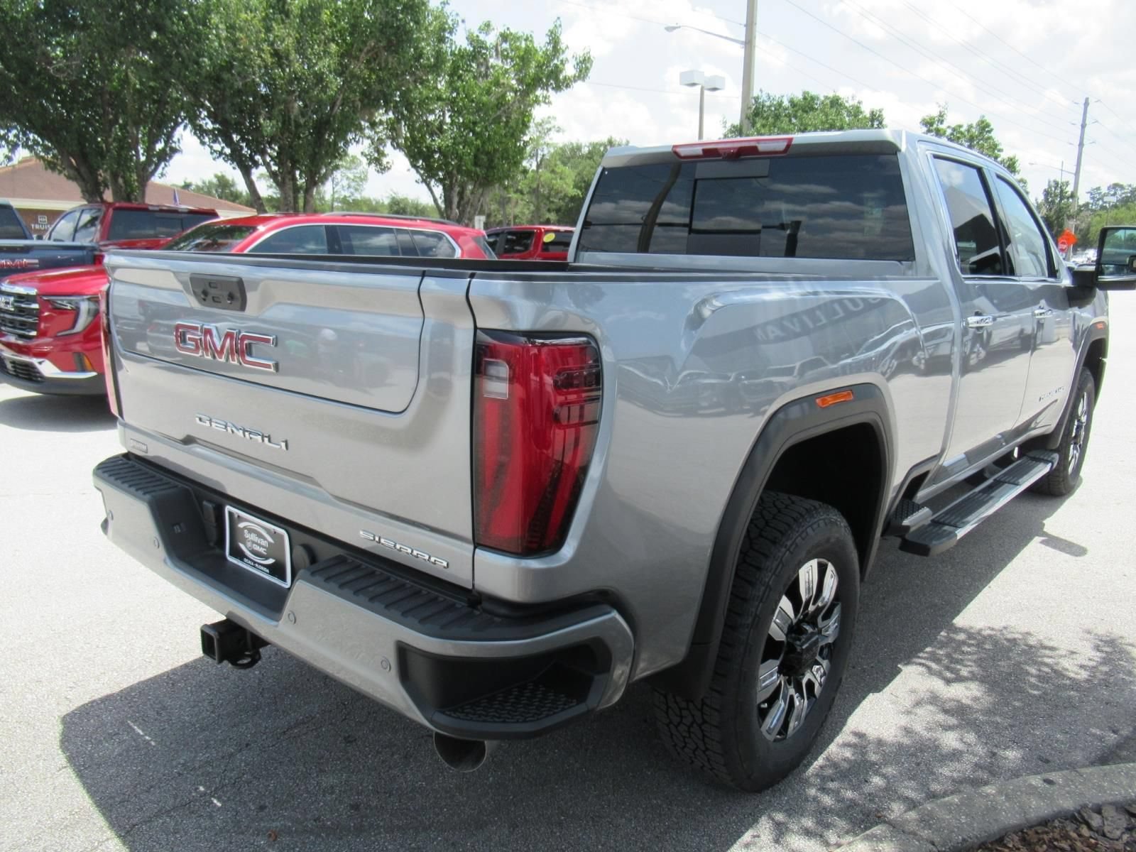 New 2026 GMC Sierra 2500 Denali w/ Denali Reserve Package AWD/4WD image 7