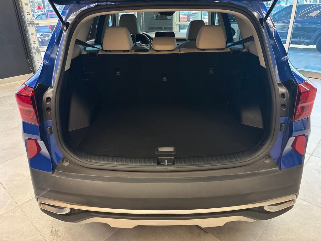 Used 2023 Kia Seltos EX image 28