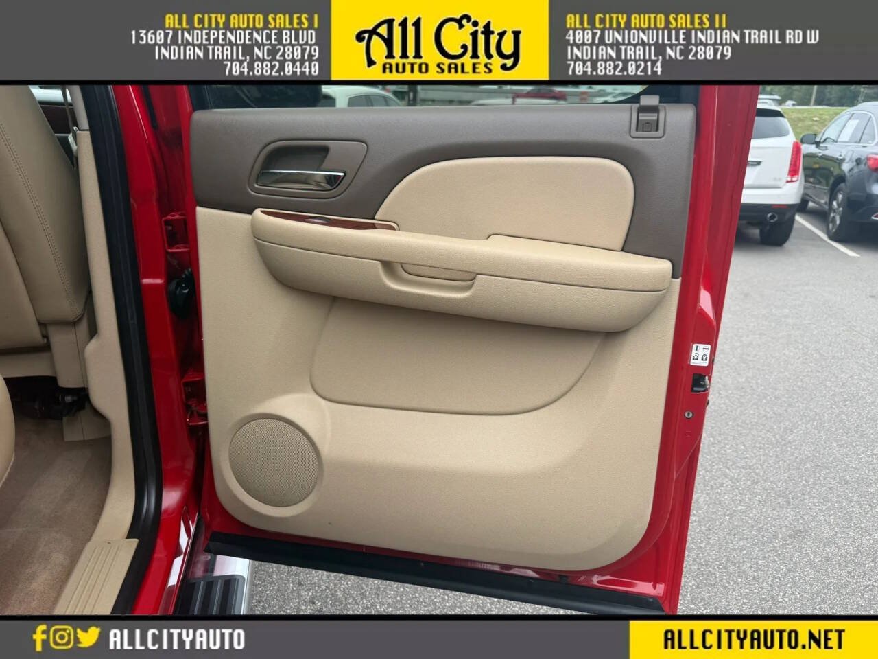 Used 2011 Chevrolet Silverado 1500 LTZ w/ LTZ Plus Package AWD/4WD image 12