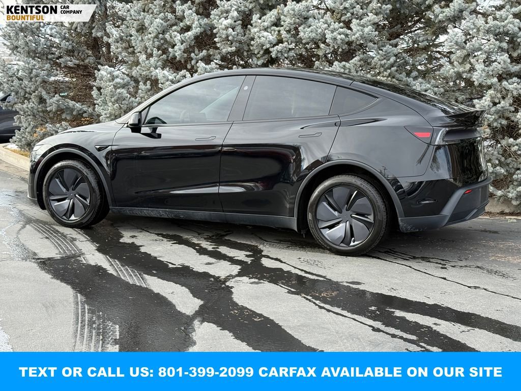 Used 2026 Tesla Model Y AWD image 5