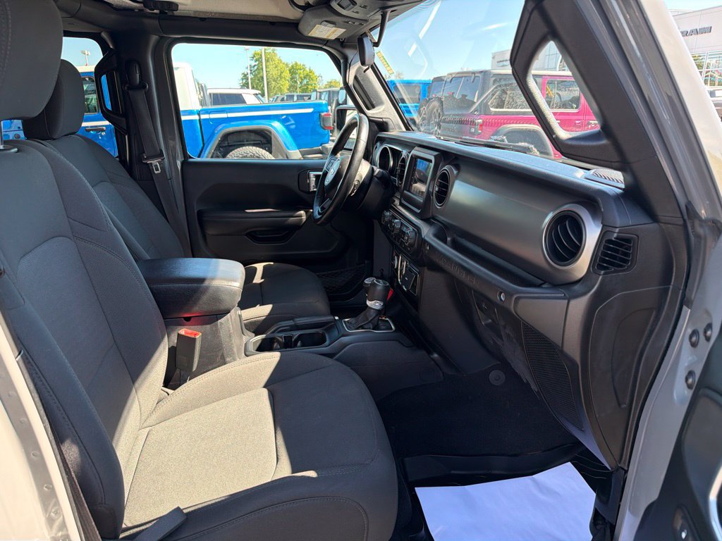 Used 2020 Jeep Wrangler Unlimited Sport AWD/4WD image 41