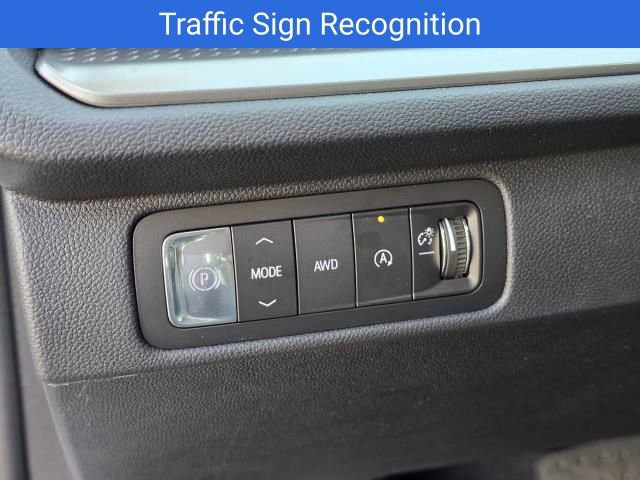 New 2026 Chevrolet Traverse LT w/ Sun and Wheel Package image 22