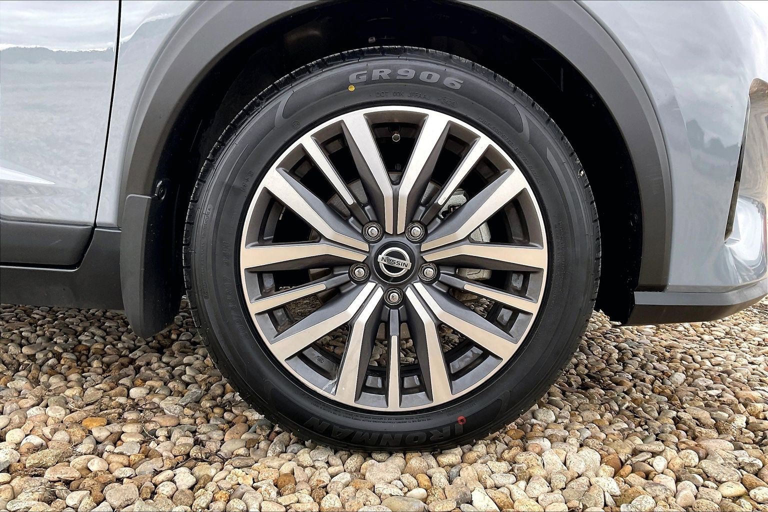 Used 2021 Nissan Kicks SR w/ Interior Electronics Package image 22