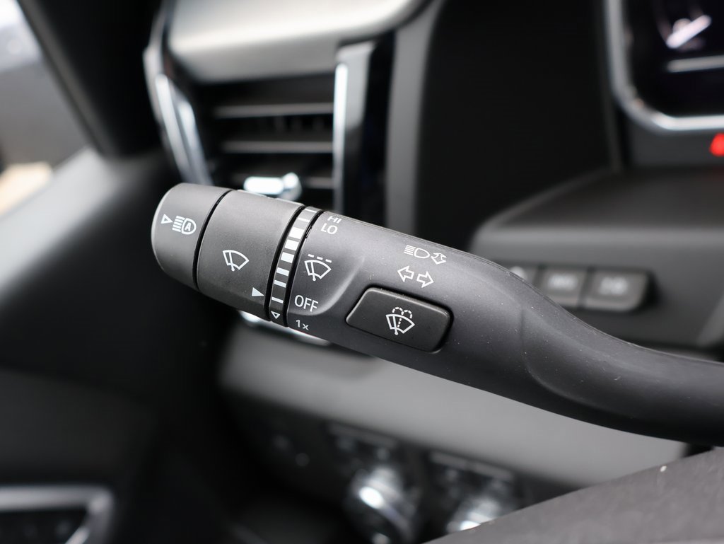 New 2025 GMC Sierra 2500 Denali w/ Denali Reserve Package image 18