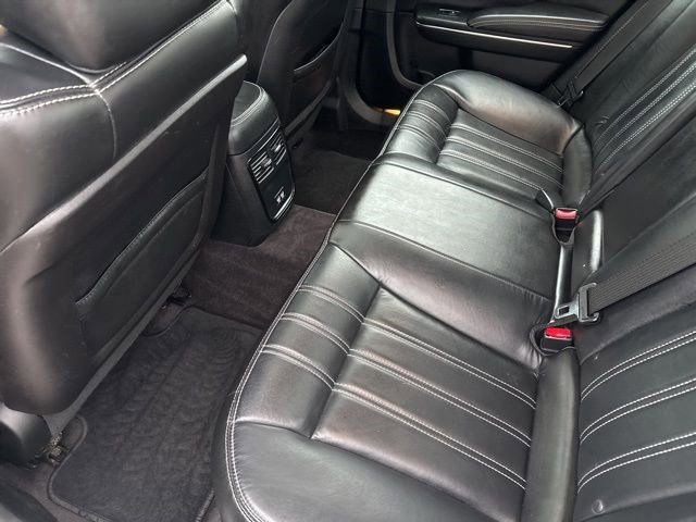 Used 2017 Chrysler 300 S w/ 300S Premium Group image 32