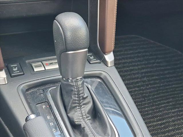 Used 2017 Subaru Forester 2.5i Touring AWD/4WD image 12
