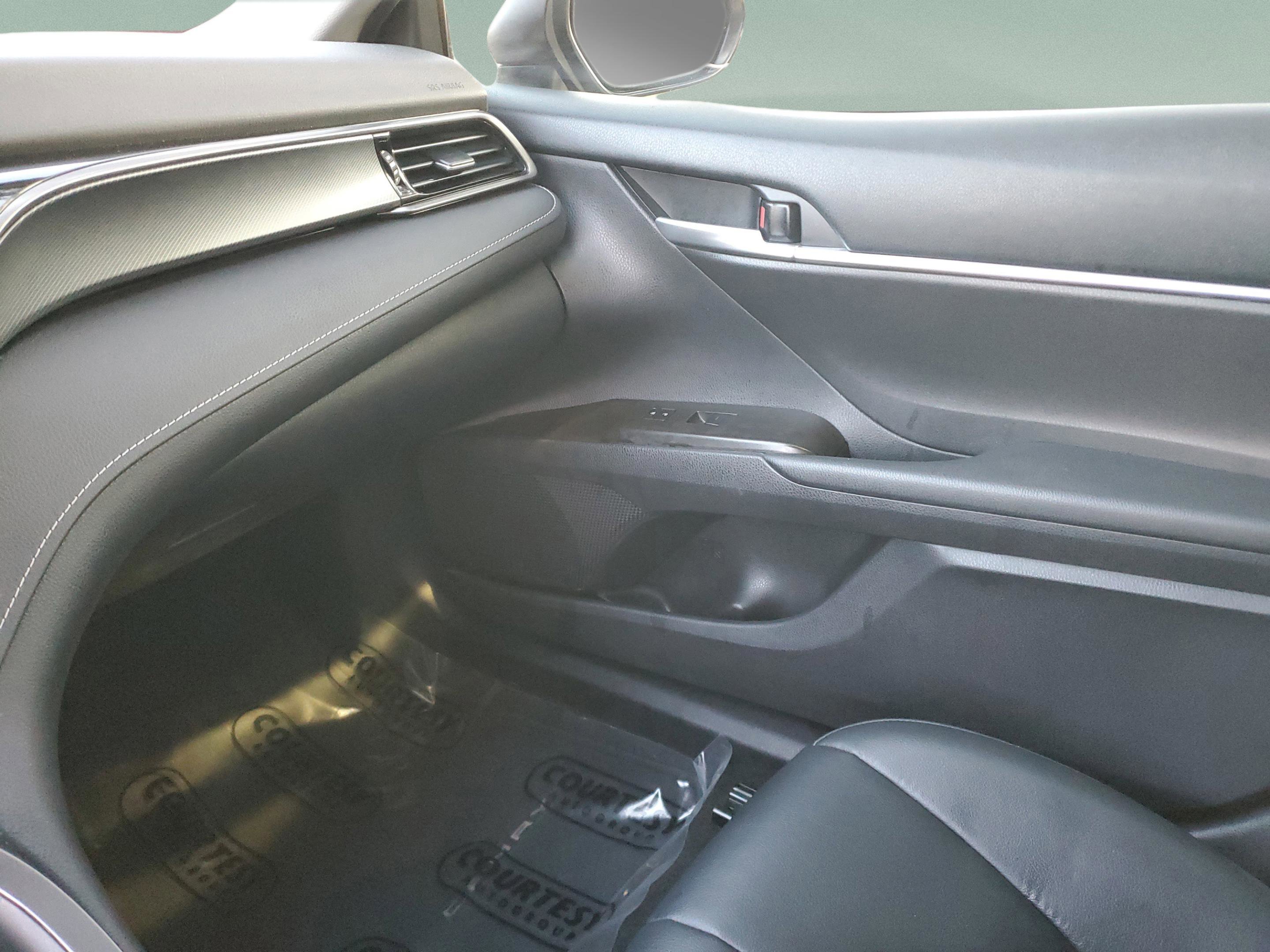 Used 2024 Toyota Camry SE image 26