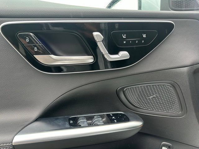 New 2026 Mercedes-Benz C 300 4MATIC Sedan image 13