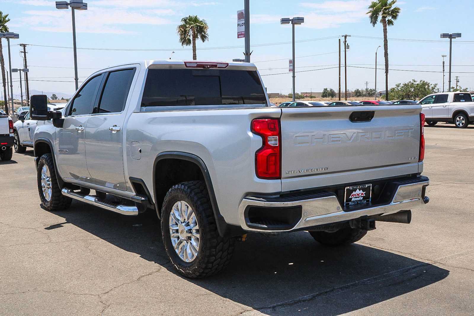 Used 2021 Chevrolet Silverado 2500 LTZ w/ LTZ Plus Package AWD/4WD image 8