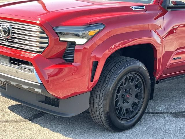 Used 2024 Toyota Tacoma Limited AWD/4WD image 11
