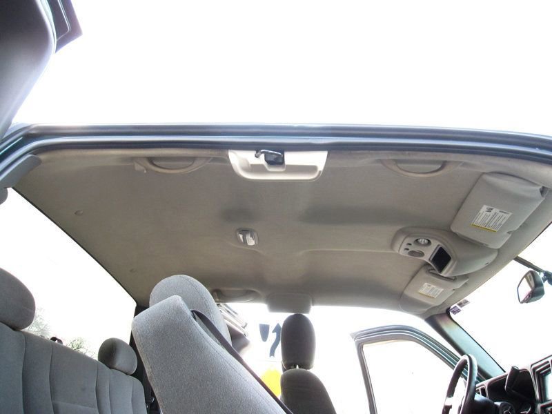 Used 2003 Chevrolet Silverado 1500 LS AWD/4WD image 31