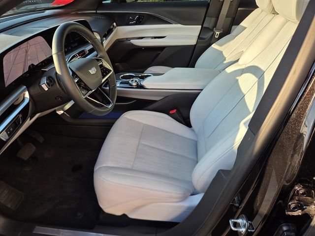 Certified 2025 Cadillac Lyriq Luxury w/ LPO, Floor Liner Package AWD/4WD image 10