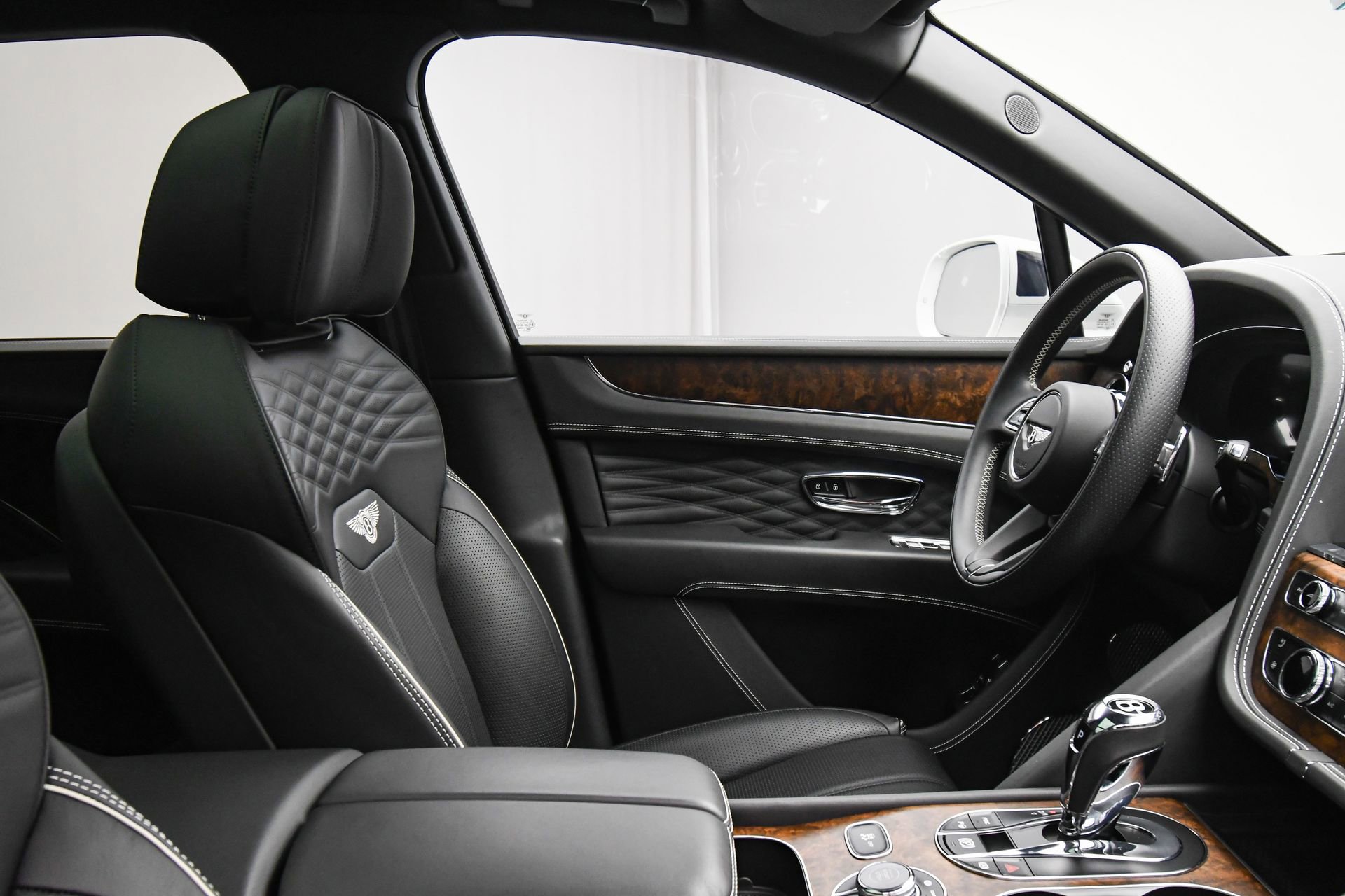 Used 2023 Bentley Bentayga Extended Wheelbase image 50