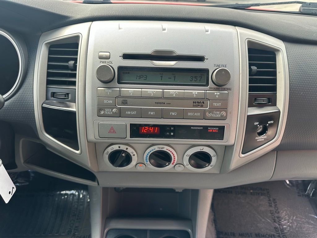 Used 2011 Toyota Tacoma PreRunner w/ TRD Off-Road Pkg RWD image 23