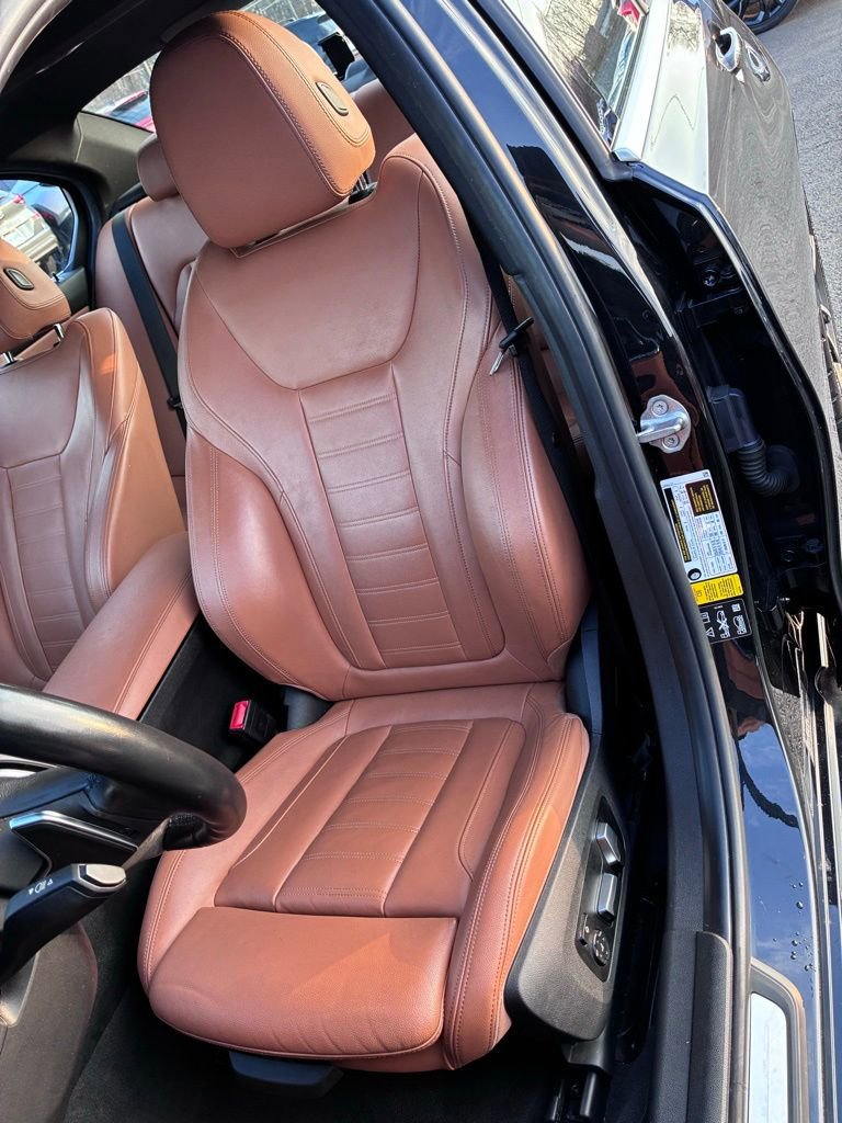 Used 2019 BMW 330i xDrive Sedan w/ Premium Package image 19