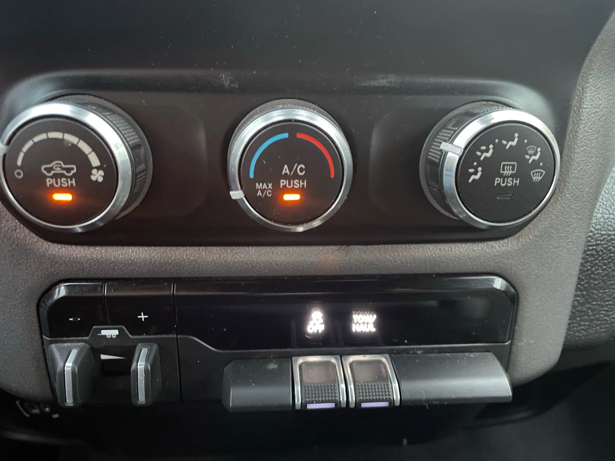 Used 2021 RAM 2500 Big Horn image 10