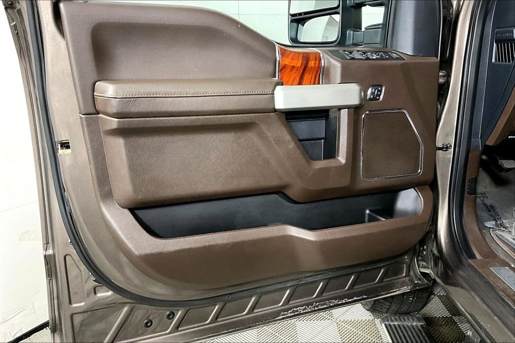 Used 2022 Ford F250 King Ranch w/ King Ranch Ultimate Package image 23