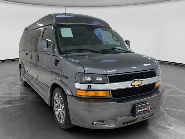 Used 2021 Chevrolet Express 3500 LS w/ Chrome Appearance Package image 1