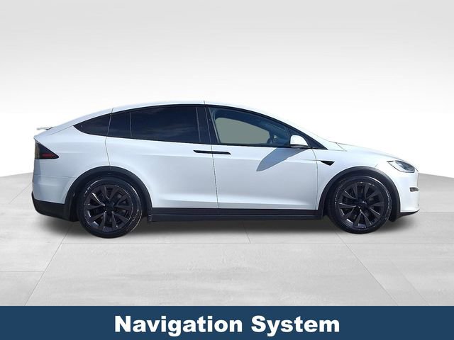 Used 2022 Tesla Model X image 9