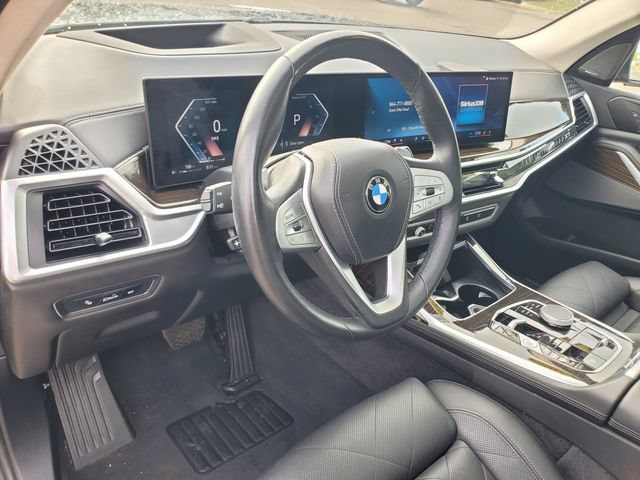 Used 2024 BMW X7 xDrive40i AWD/4WD image 17