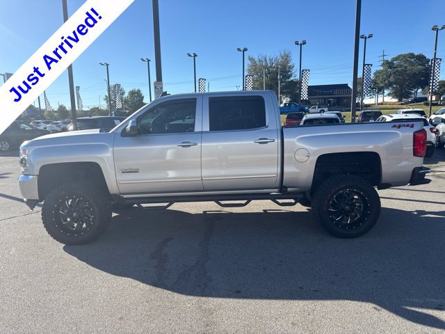 Used 2018 Chevrolet Silverado 1500 LTZ w/ Texas Edition AWD/4WD image 6