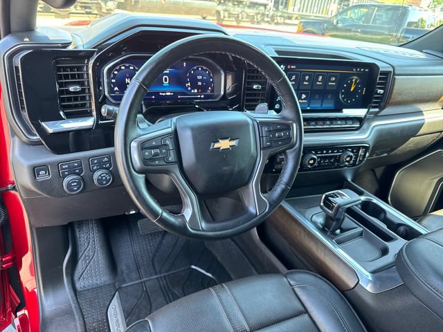 Used 2025 Chevrolet Silverado 1500 High Country AWD/4WD image 14