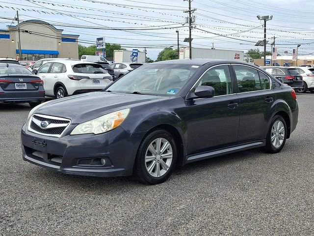 Used 2010 Subaru Legacy 2.5i Premium AWD/4WD image 3