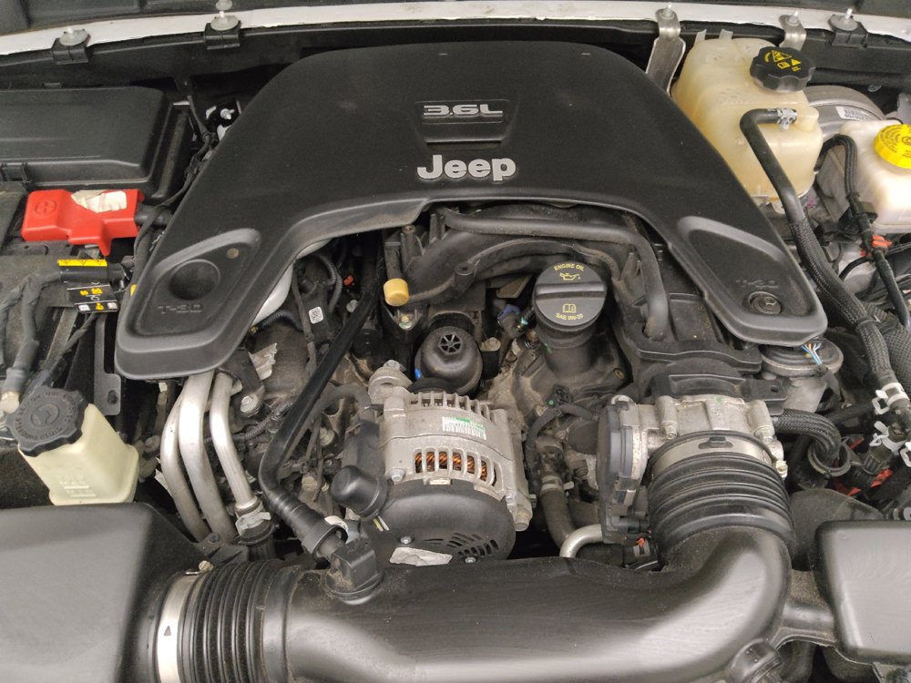 Used 2020 Jeep Wrangler Sport AWD/4WD image 30