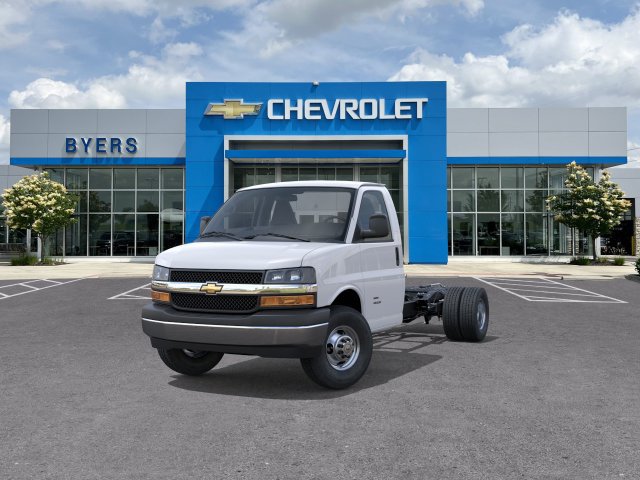New 2026 Chevrolet Express 4500 w/ Power Convenience Package RWD image 9