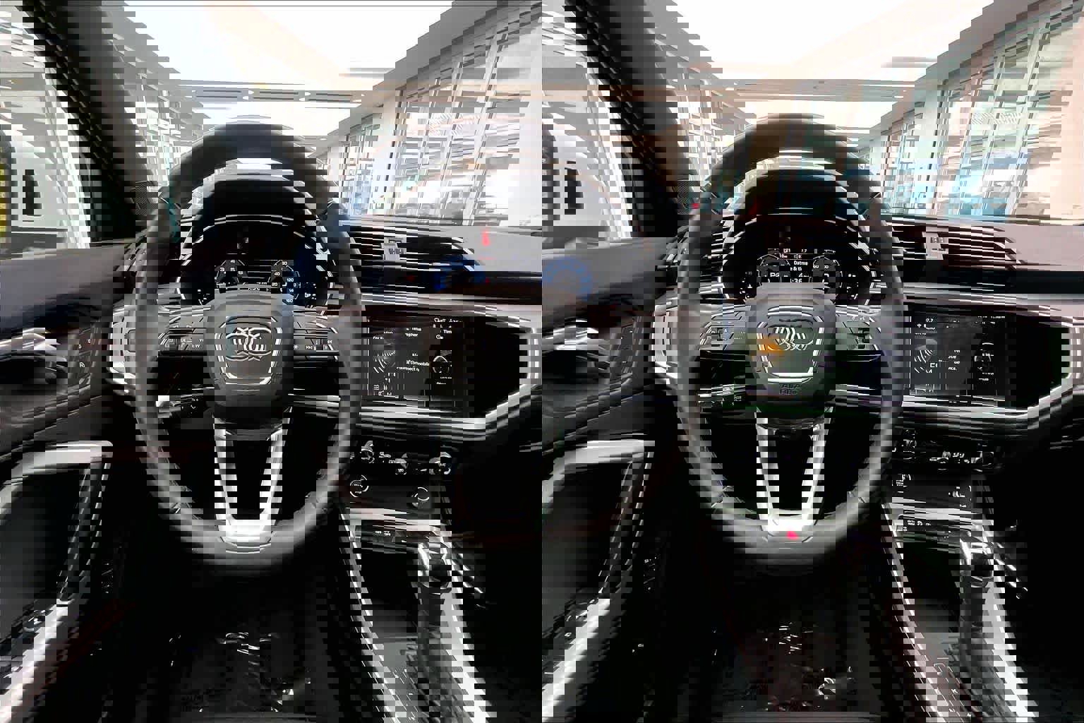 Certified 2023 Audi Q3 2.0T Premium w/ Convenience Package AWD/4WD image 6