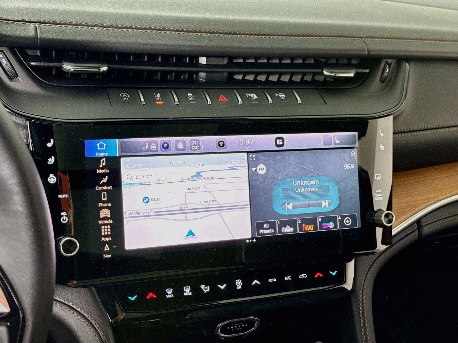 New 2027 Jeep Grand Cherokee Summit AWD/4WD image 9