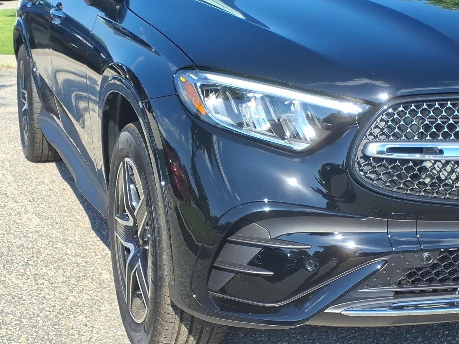 New 2026 Mercedes-Benz GLC 300 4MATIC image 3